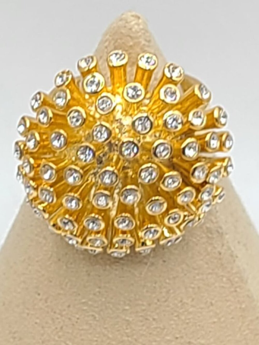J Crew Gold Tone Clear Crystal Starburst Ring size 8